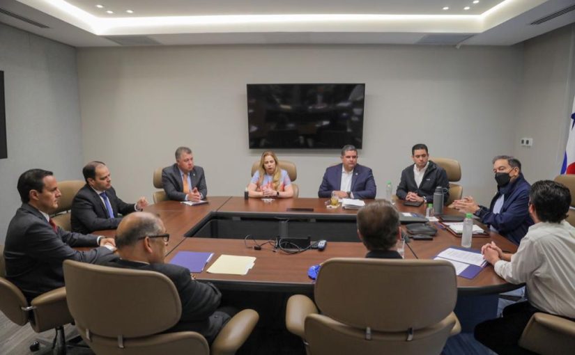 APEX se declara en sesión permanente