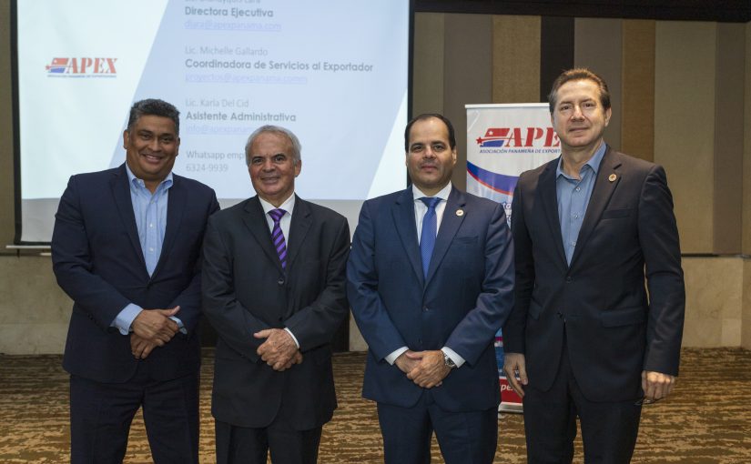 Presentación de Ponentes del Desayuno Empresarial