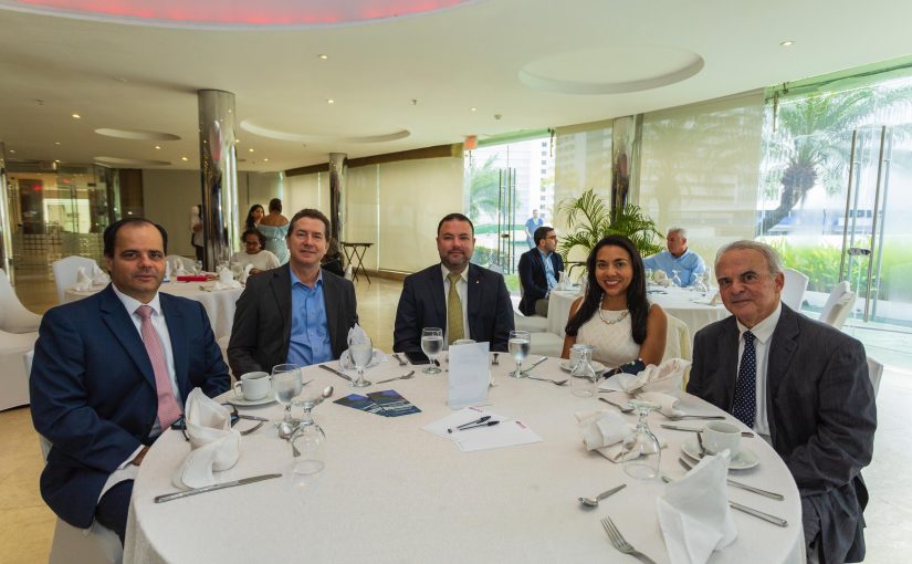 Segundo Desayuno Empresarial