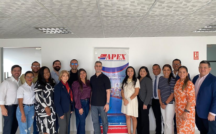 Taller “Planifica o Adáptate” con Joey Levy: Una experiencia transformadora para empresarios