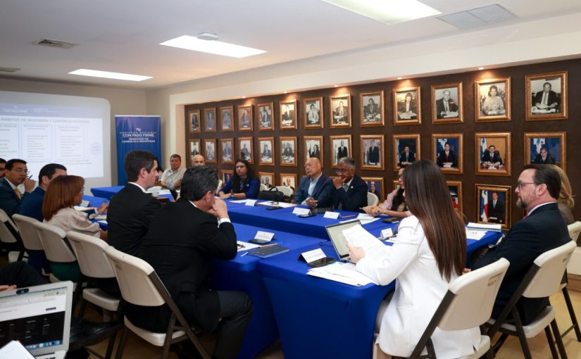 APEX participa en la primera sesión del Consejo Consultivo de Inversiones y Exportaciones