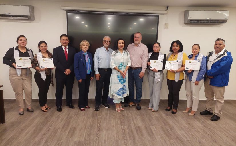 APEX reconoce el compromiso de los participantes de la 6ta edición de la Academia de Exportadores